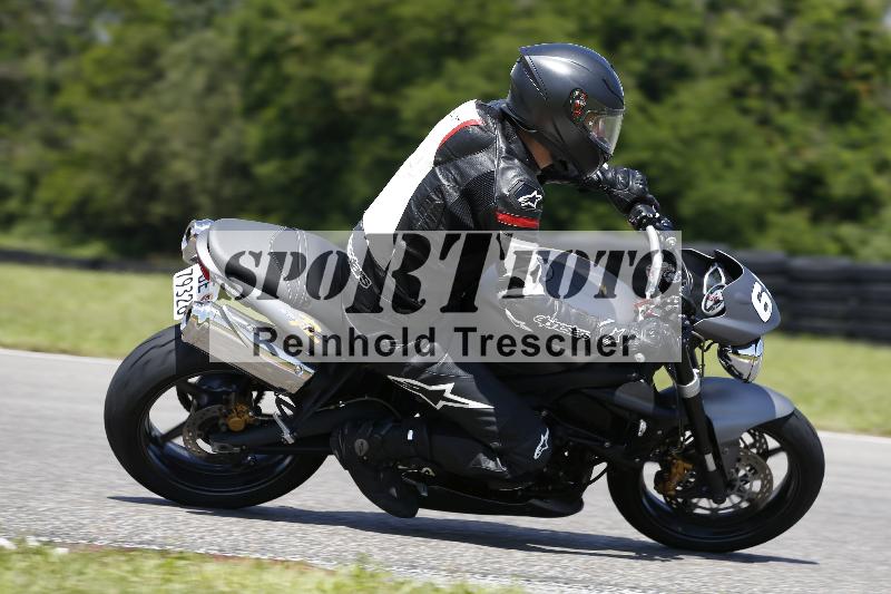 /Archiv-2024/29 12.06.2024 MOTO.CH Track Day ADR/Gruppe blau/65